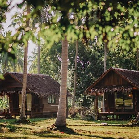 Coco Canopy Boutique Resort Koh Jum Exterior foto