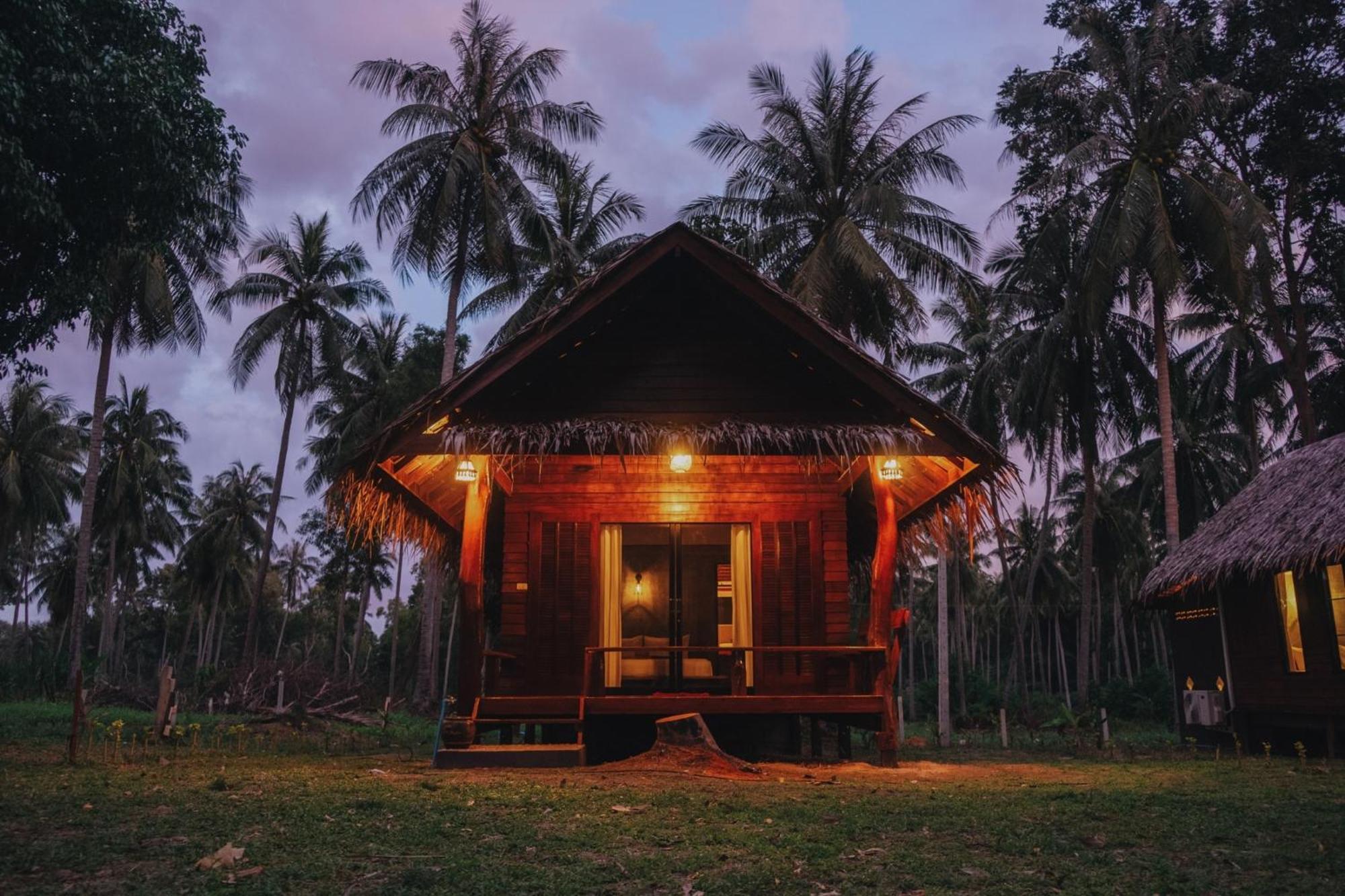 Coco Canopy Boutique Resort Koh Jum Exterior foto